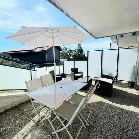 Appartement 4 Personnes Proche Lac Saint Point Montperreux Exterior photo